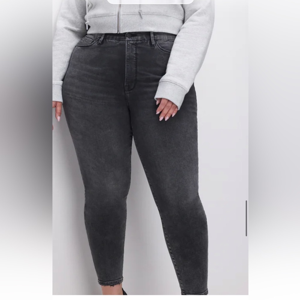 Good American Always Fits Good Legs Skinny Cropped Jean- Black263 Size 6-12